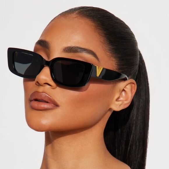 Black and Gold Sunglasses C11 - Picture 2 of 6